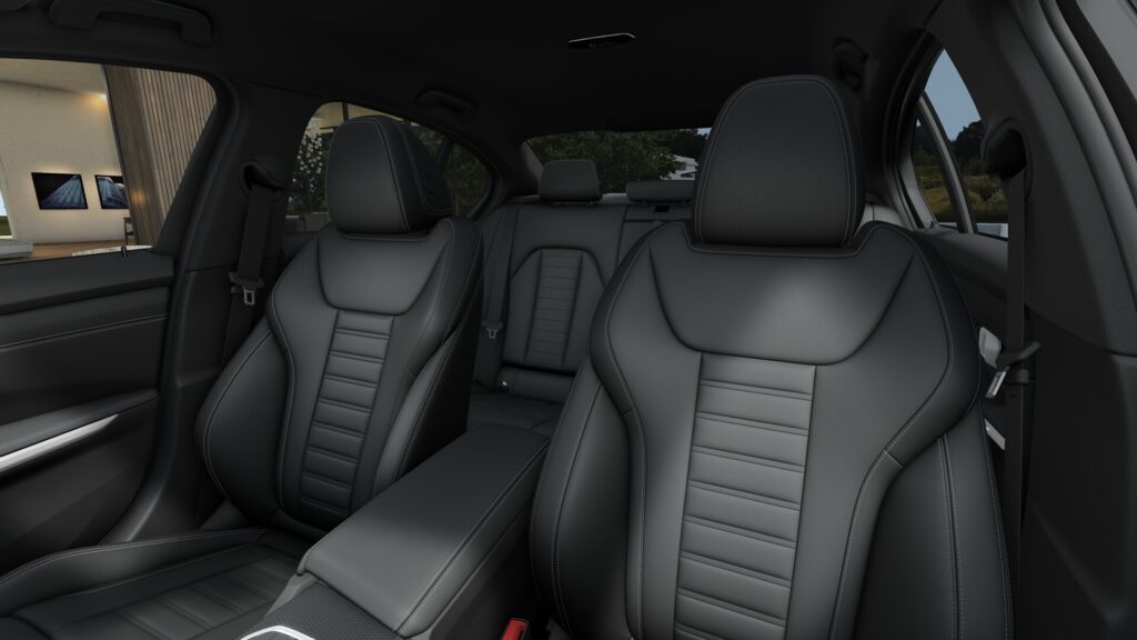 320d xDrive セダン M Sport　ブラックサファイアBKの画像2