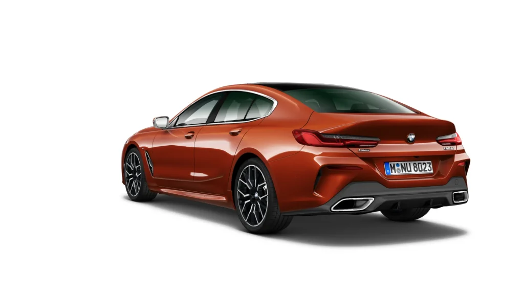 840d xDrive グランクーペ　サンセットオレンジの画像1