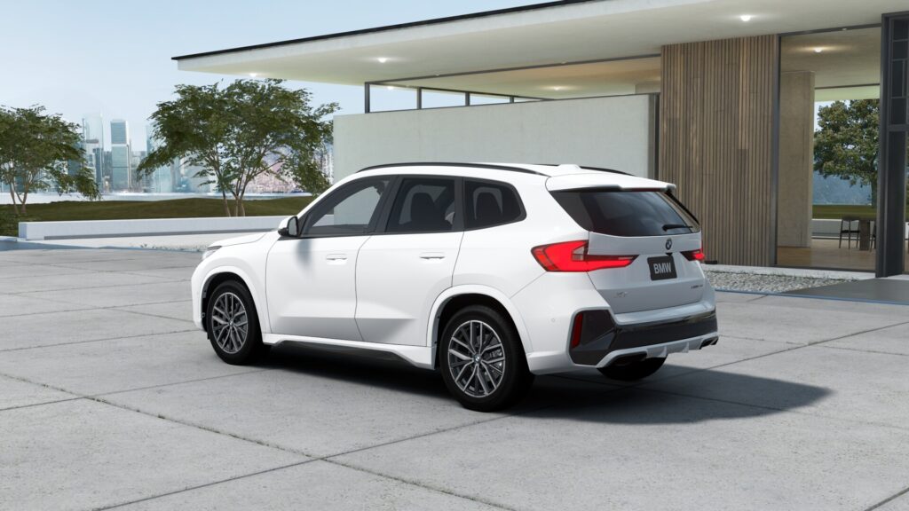 X1 xDrive20d M Sport アルピン・ホワイトの画像1
