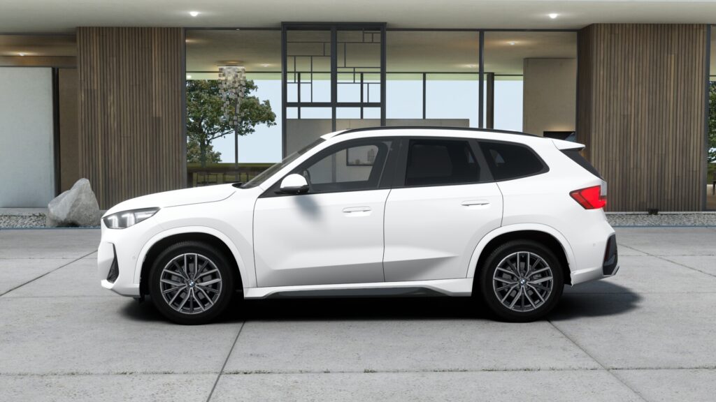 X1 xDrive20d M Sport アルピン・ホワイトの画像2
