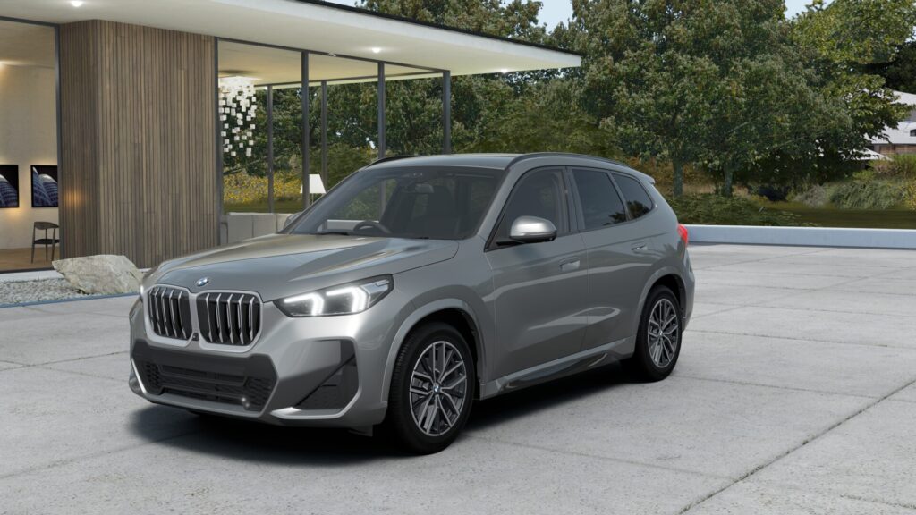 X1 xDrive20d M Sport スペース・シルバー