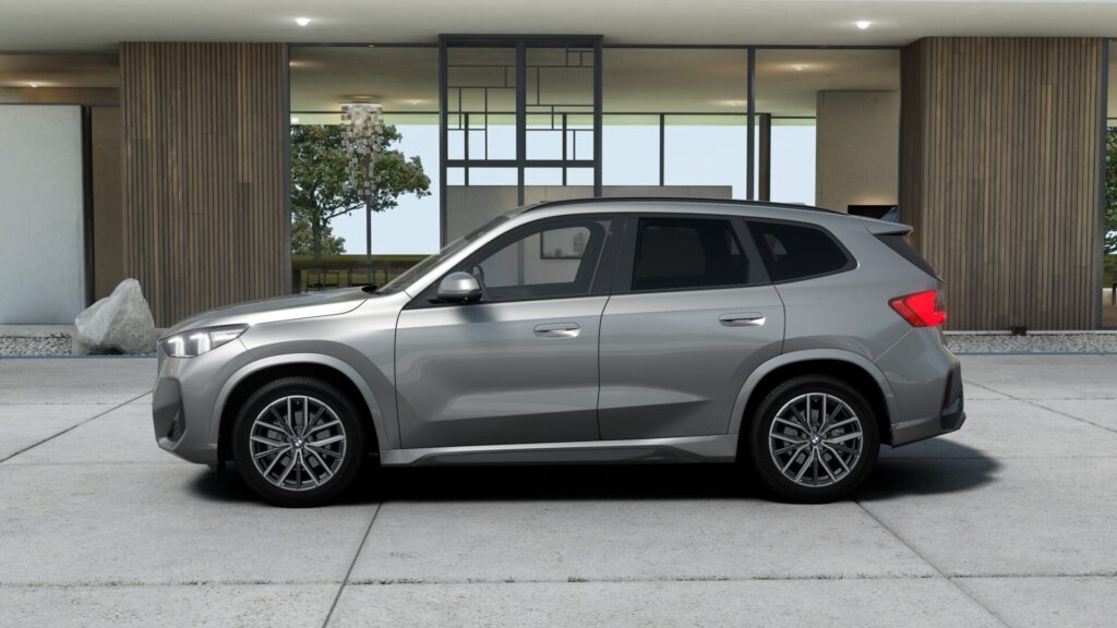 X1 xDrive20d M Sport スペース・シルバーの画像2