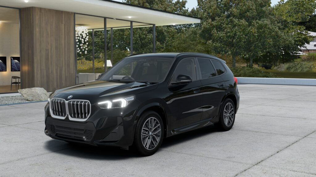 X1 xDrive20d M Sport ブラック・サファイア
