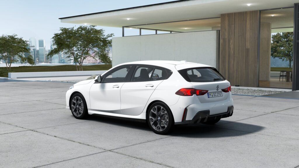 120 M Sport アルピン・ホワイトの画像1
