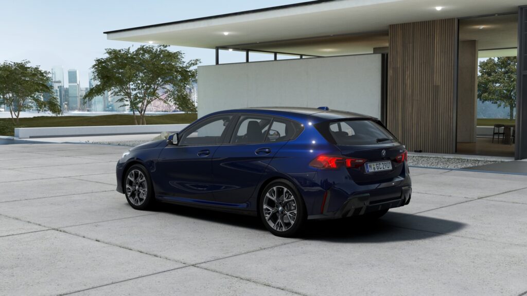 120 M Sport BMW Individual タンザナイト・ブルーの画像1