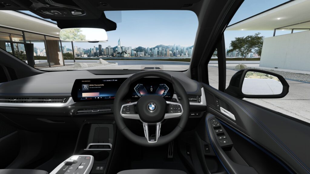 220i アクティブツアラー M Sport ブラック・サファイアの画像3