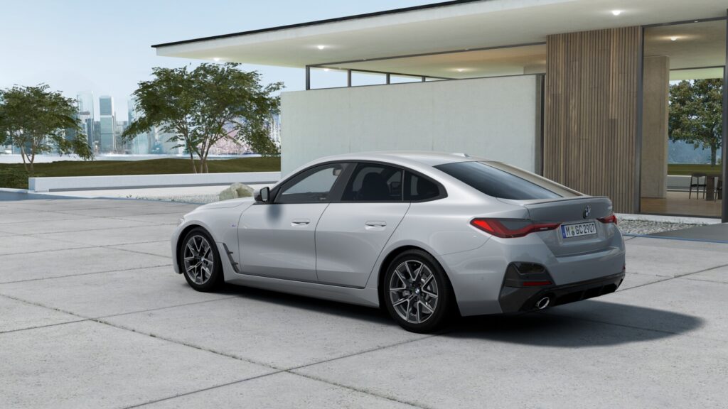 420d xDrive グラン クーペ M Sport M ブルックリン・グレー 18インチ ブラック M パフォーム・テックス/クロス・コンビネーション ブラック(M パイピング付)の画像1