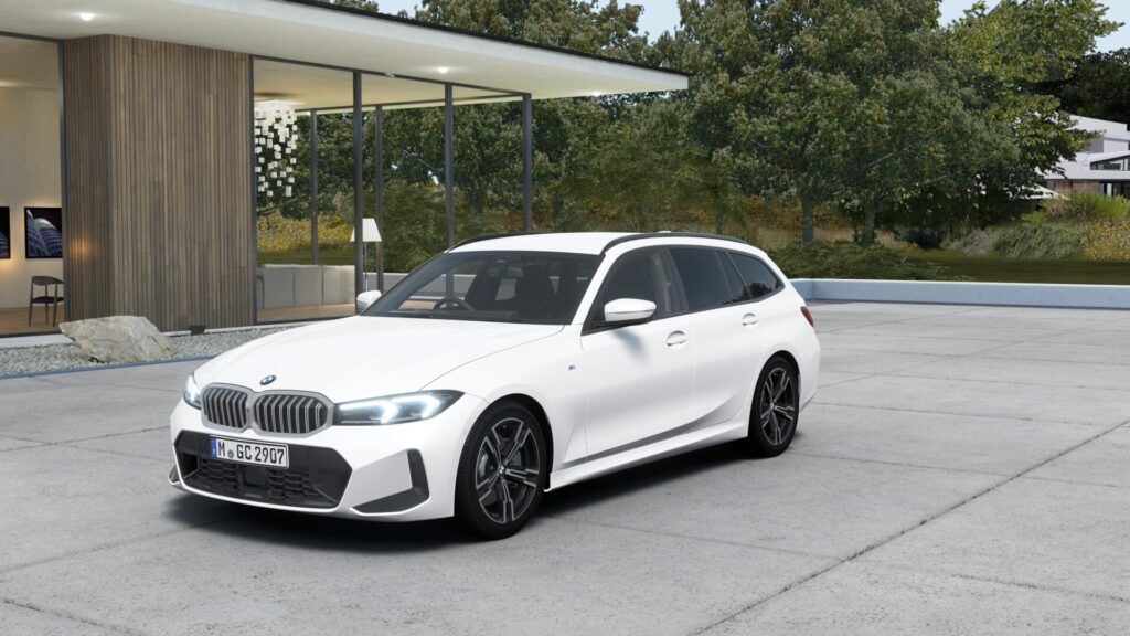 320d xDrive ツーリング M Sport ミネラル・ホワイト