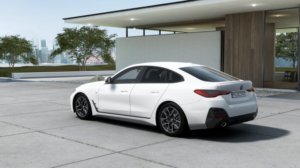 420d xDrive グラン クーペ M Sport アルピン・ホワイトの画像1