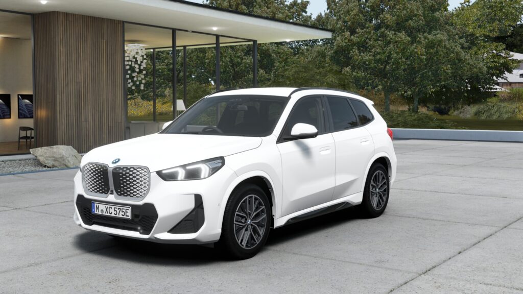 iX1 xDrive30 M Sport アルピン・ホワイト 18インチ ブラック