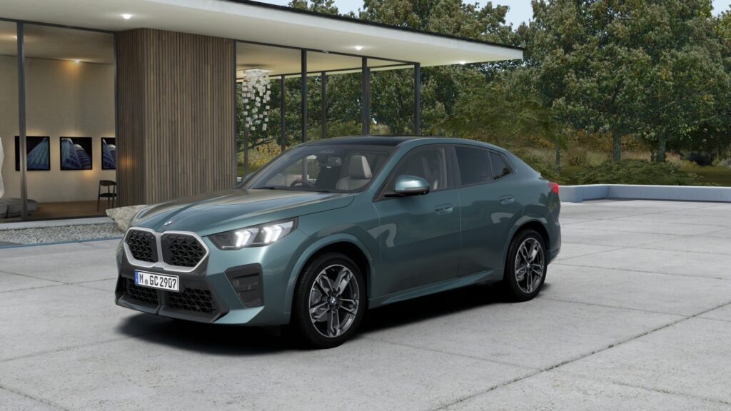 X2 xDrive20d M Sport ケープ・ヨーク・グリーン