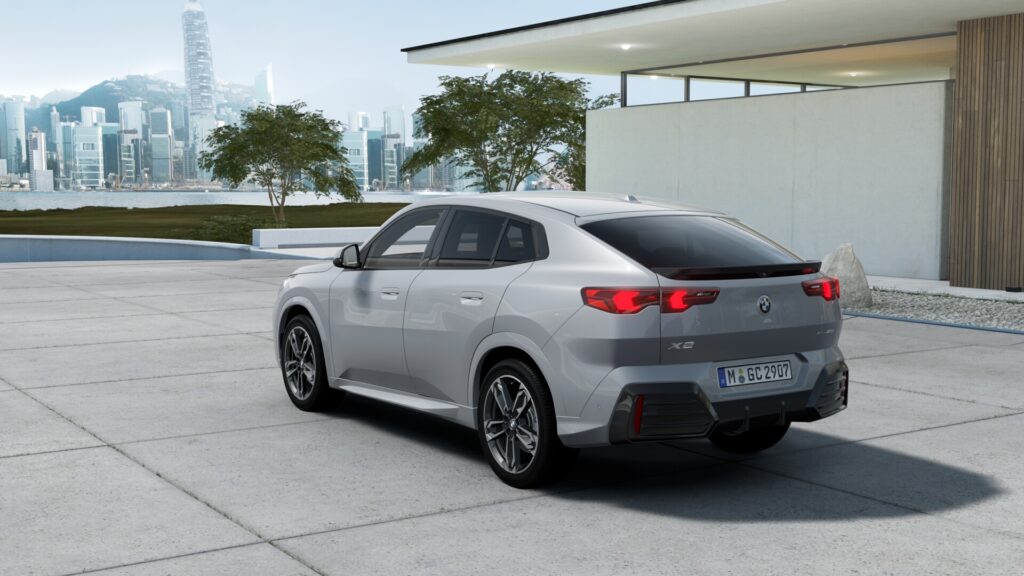 X2 xDrive20d M Sport M ブルックリン・グレー 19インチ ブラック スタイリング871M ヴァーネスカ・レザー ブラックの画像1