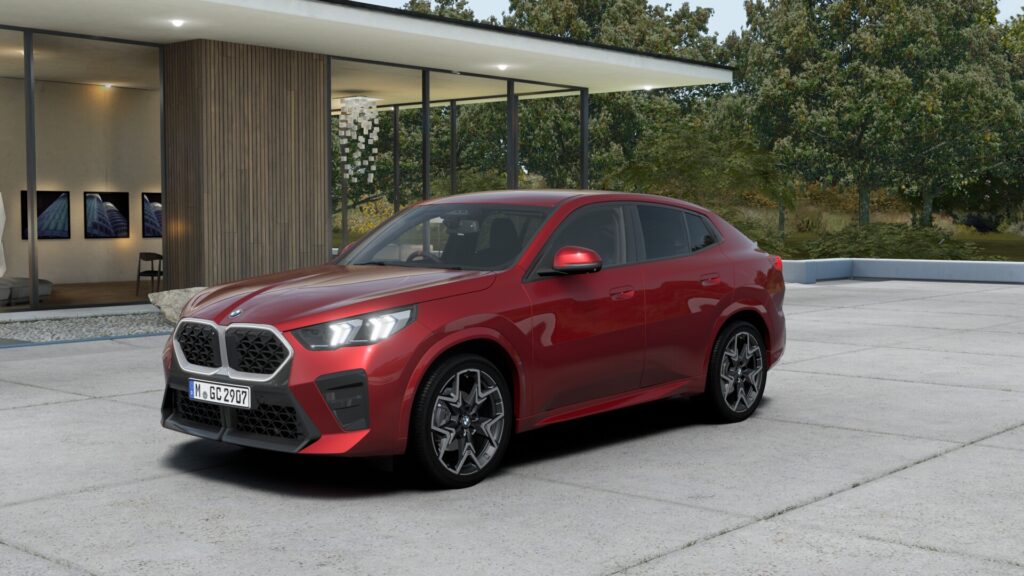 X2 xDrive20d M Sport ファイヤー・レッド 20インチ