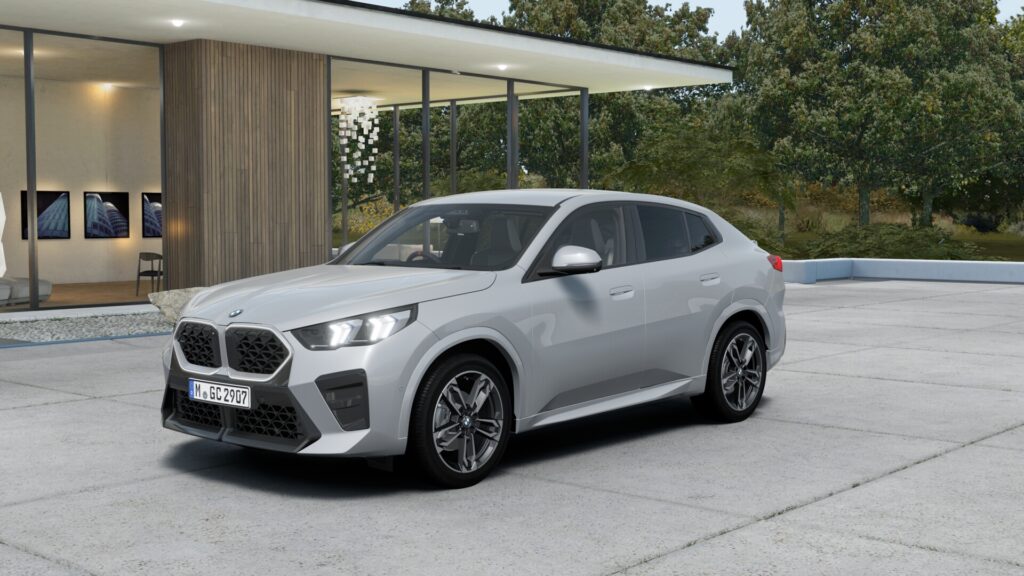 X2 xDrive20d M Sport M ブルックリン・グレー 19インチ アトラス・グレー/スモーク・ホワイト