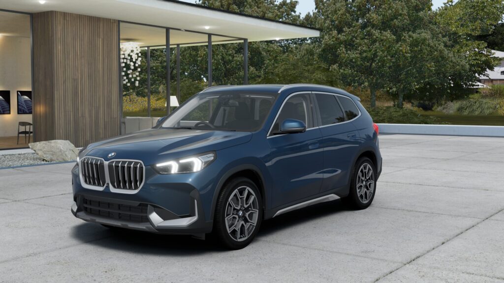 X1 xDrive20d xLine ナイト・ダスク・ブルー 19インチ