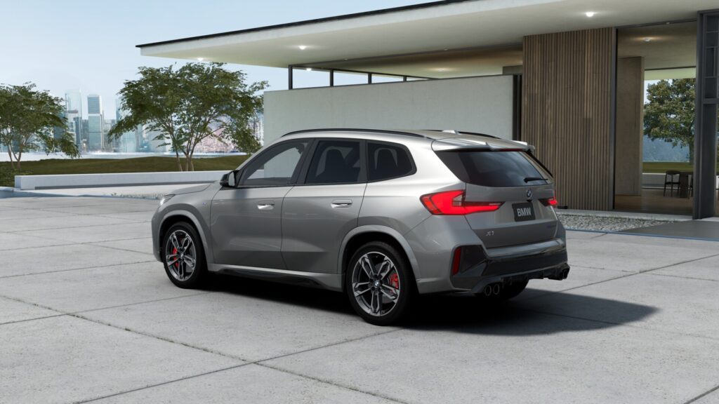 X1 M35i xDrive スペース・シルバー 19インチ ブラックの画像1