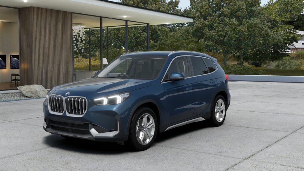 X1 xDrive20d xLine ナイト・ダスク・ブルー 18インチ