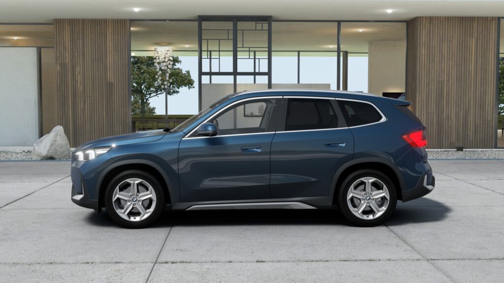 X1 xDrive20d xLine ナイト・ダスク・ブルー 18インチの画像2