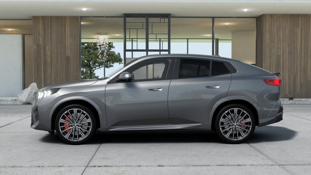X2 xDrive20d M Sport スカイスクレイパー・グレー 20インチ カスタネアの画像2