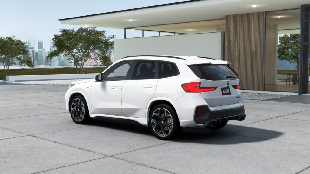 X1 M35i xDrive アルピン・ホワイト 20インチ コーラル・レッドの画像1