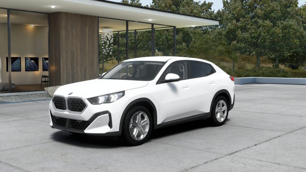 X2 sDrive20i M Sport アルピン・ホワイト 18インチ