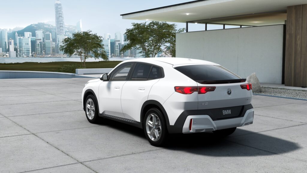 X2 sDrive20i M Sport アルピン・ホワイト 18インチの画像1