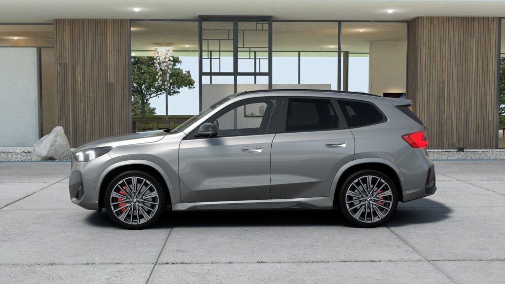 iX1 eDrive20 M Sport スペース・シルバー 20インチ ブラック M スポーツ・パッケージ・プロ スタイリング869I ヴァーネスカ・レザー ブラックの画像2