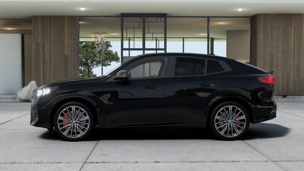X2 xDrive20d M Sport ブラック・サファイア 20インチ アトラス・グレー/スモーク・ホワイトの画像2