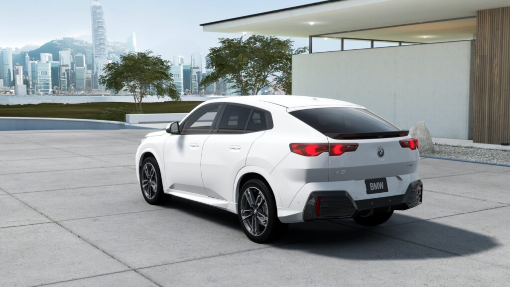 X2 sDrive20i M Sport アルピン・ホワイト 19インチの画像1
