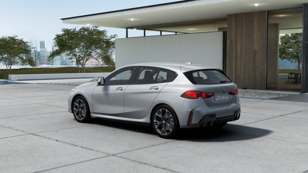 120 M Sport M ブルックリン・グレーの画像1