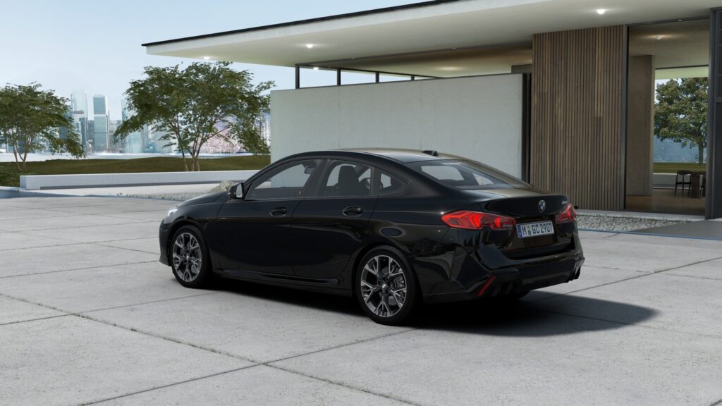 220d グランクーペ M Sport ブラック・サファイア 18インチの画像1