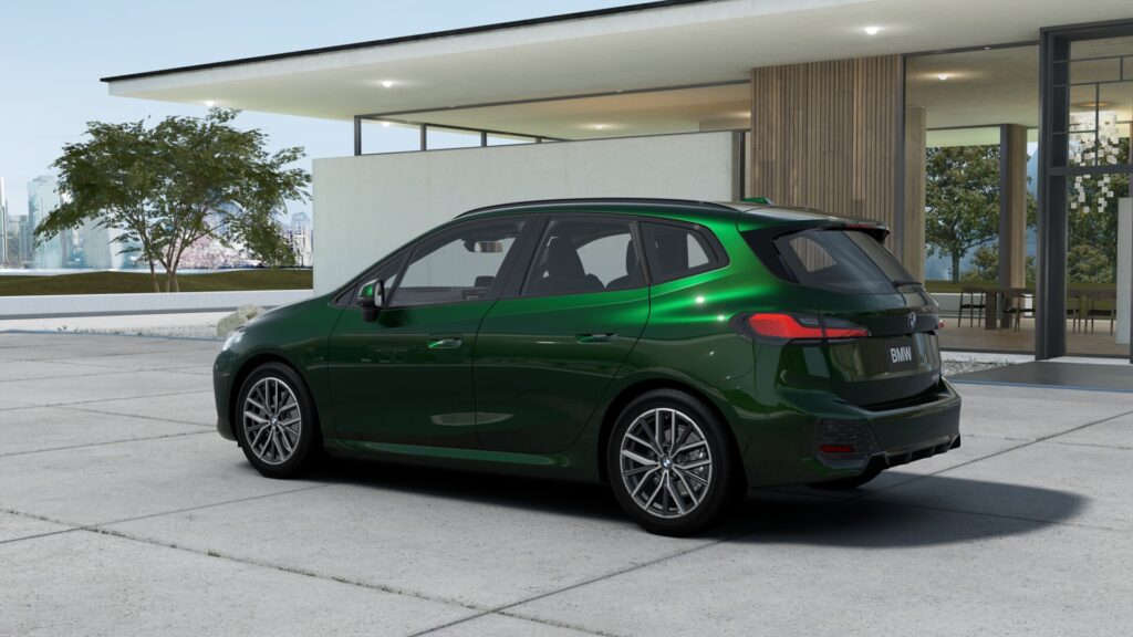 220i アクティブツアラー M Sport サンレモ・グリーンの画像1