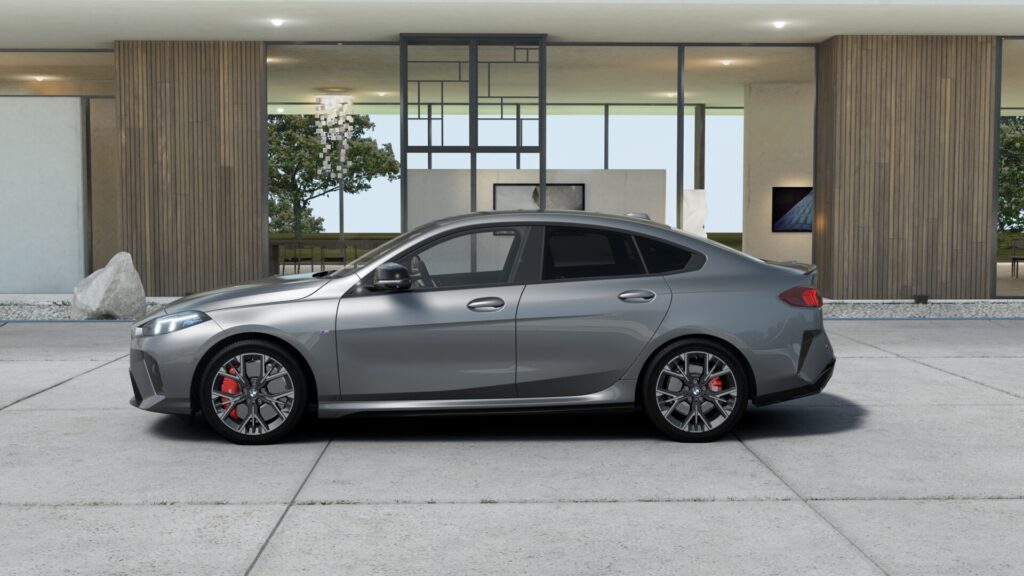 M235 xDrive グランクーペ スカイスクレイパー・グレー 18インチ ブラックの画像2