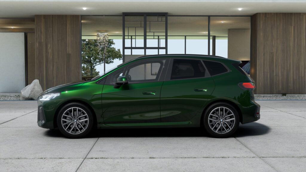 218d アクティブツアラー M Sport サンレモ・グリーン 18インチ ブラック スタイリング838M パーフォレーテッド・ヴェガンザ ブラックの画像2