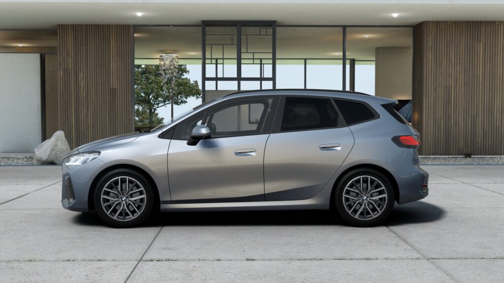 218d アクティブツアラー M Sport スパークリング・コッパー・グレー 18インチ カスタネアの画像2
