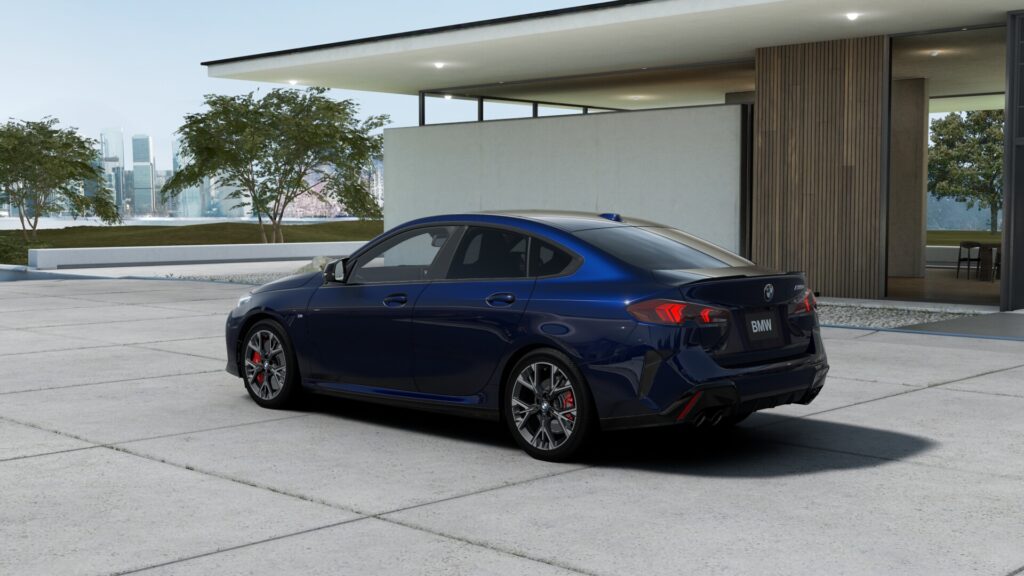 M235 xDrive グランクーペ BMW Individual タンザナイト・ブルー 18インチ ブラックの画像1
