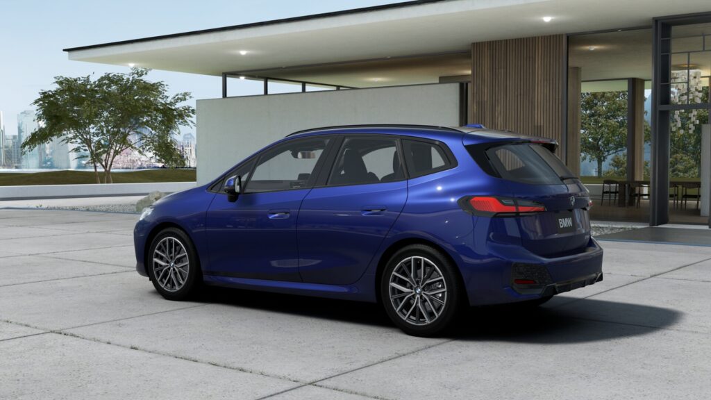 218d アクティブツアラー M Sport M ポルティマオ・ブルー 18インチ ブラック スタイリング838M M アルカンタラ/ヴェガンザ・コンビネーション ブラック(ブルー・ステッチ付)の画像1