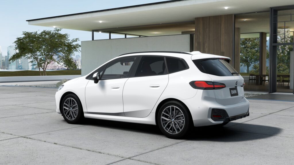 218d アクティブツアラー M Sport アルピン・ホワイト 18インチ カスタネアの画像1