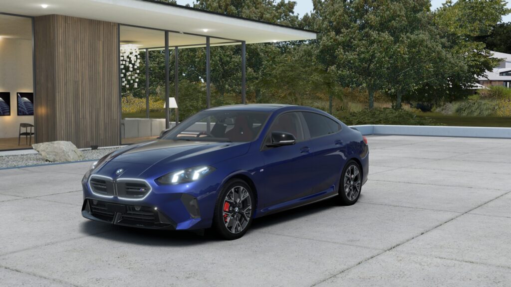 M235 xDrive グランクーペ M ポルティマオ・ブルー 18インチ コーラル・レッド
