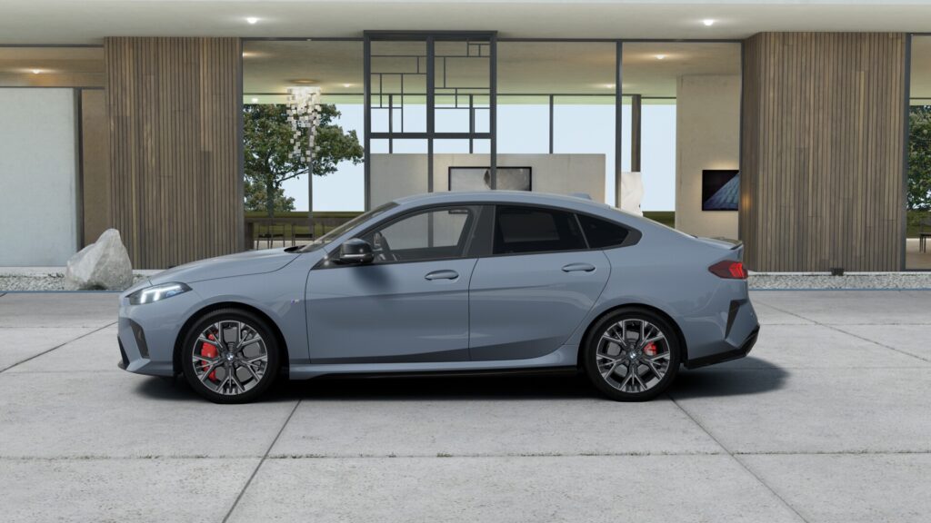 M235 xDrive グランクーペ BMW Individual ストーム・ベイの画像2