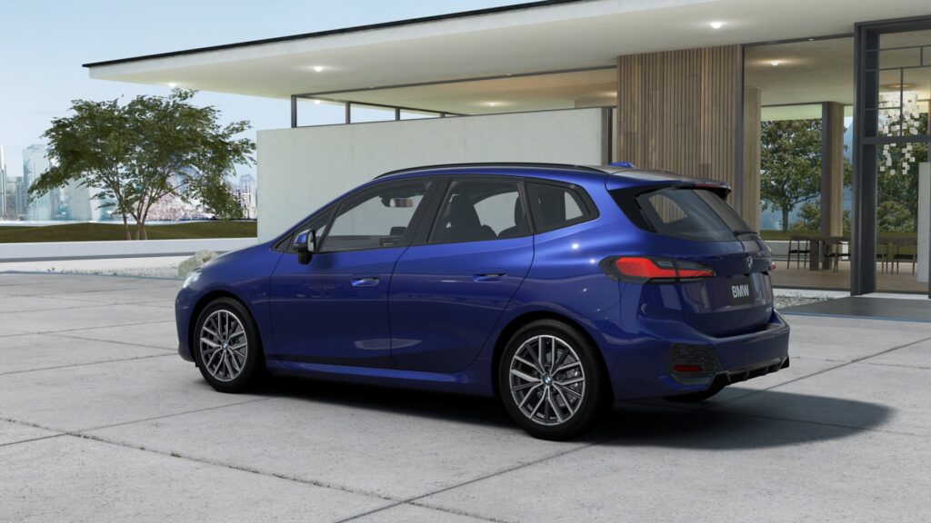 220i アクティブツアラー M Sport M ポルティマオ・ブルー 18インチ ブラック スタイリング838M M アルカンタラ/ヴェガンザ・コンビネーション ブラック(ブルー・ステッチ付)の画像1