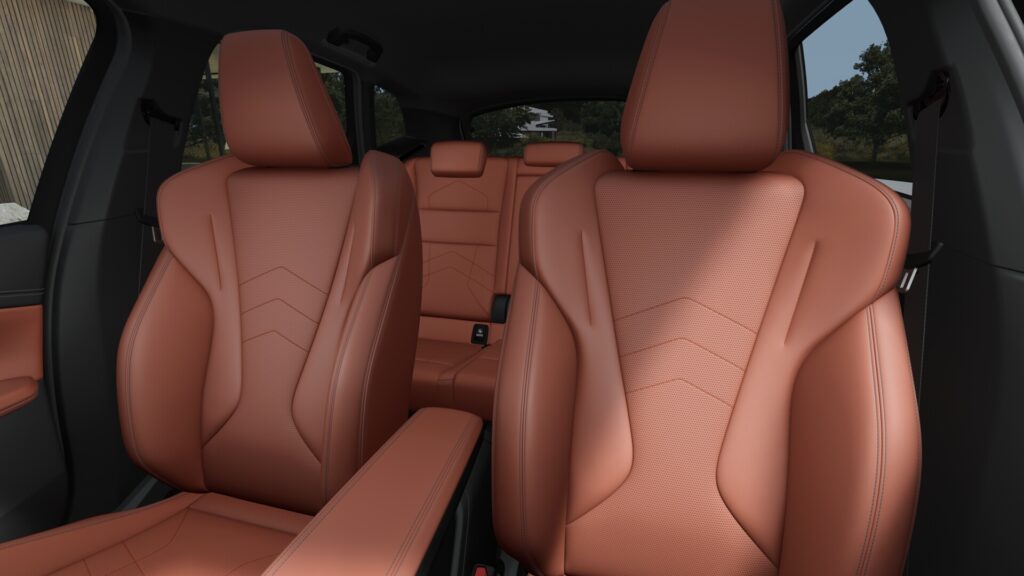 220i アクティブツアラー M Sport アルピン・ホワイト 18インチ カスタネアの画像4