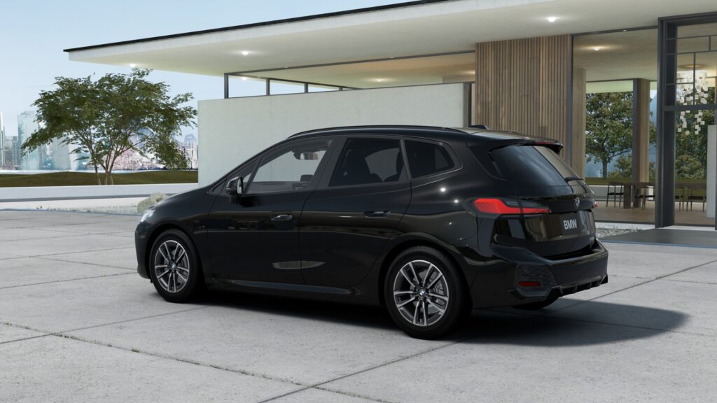 218d アクティブツアラー M Sport ブラック・サファイア 17インチ スタイリング834M パーフォレーテッド・ヴェガンザ ブラックの画像1