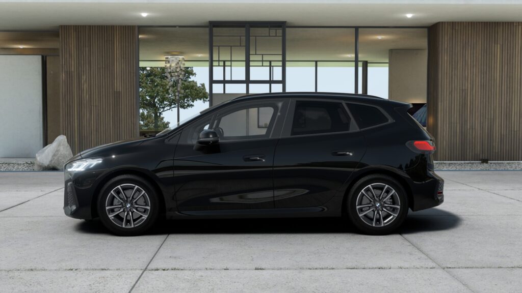 218d アクティブツアラー M Sport ブラック・サファイア 17インチ スタイリング834M パーフォレーテッド・ヴェガンザ ブラックの画像2