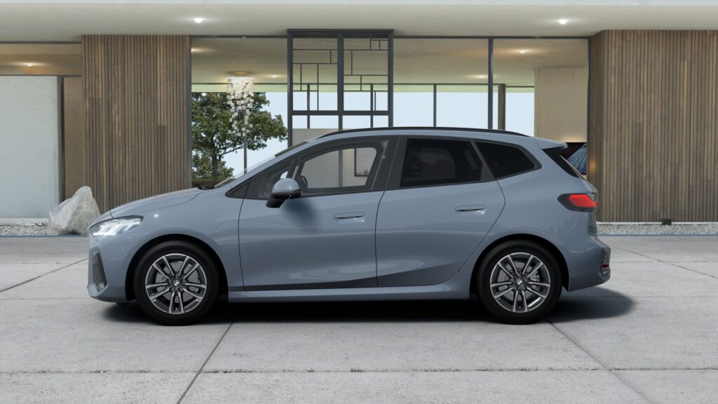 218d アクティブツアラー M Sport BMW Individual ストーム・ベイ 17インチ カスタネアの画像2