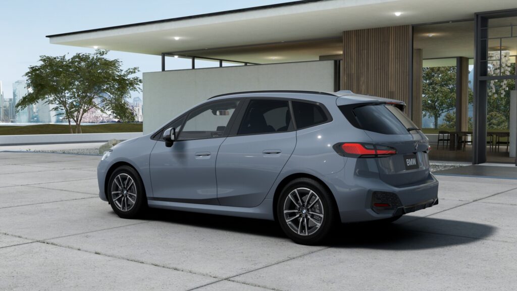220i アクティブツアラー original BMW Individual ストーム・ベイ 17インチの画像1