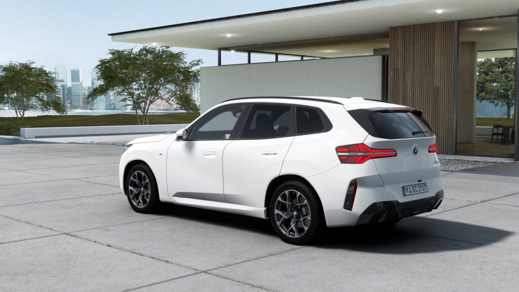 X3 20 xDrive M Sport アルピン・ホワイト 19インチ エスプレッソ・ブラウンの画像1