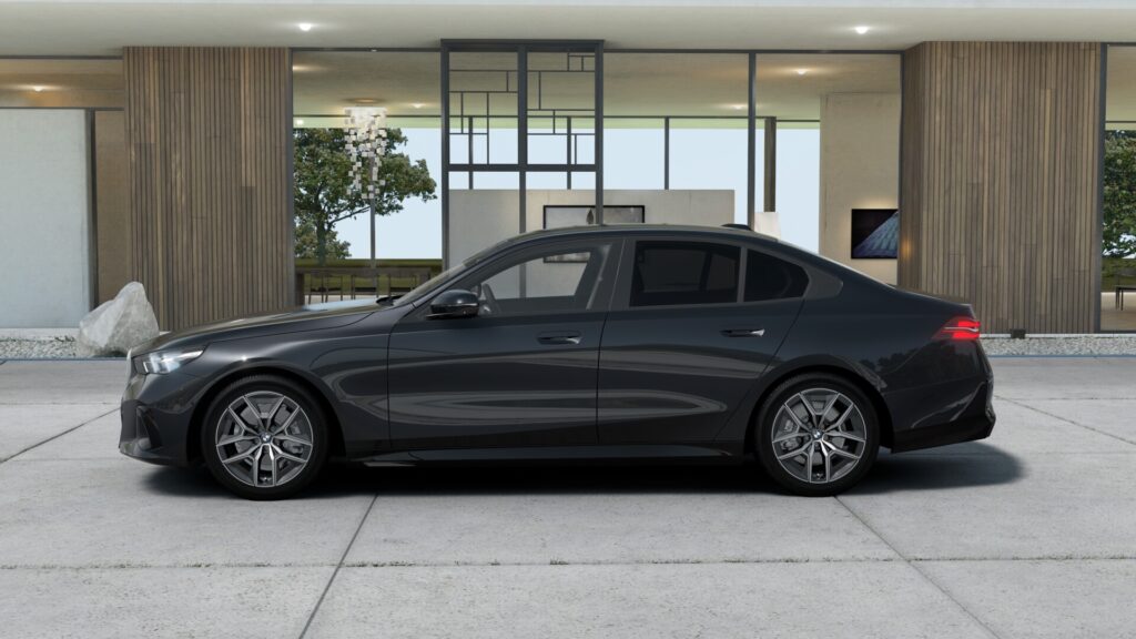 523i セダン M Sport ソフィスト・グレー・ブリリアント・エフェクト 19インチ ブラックの画像2