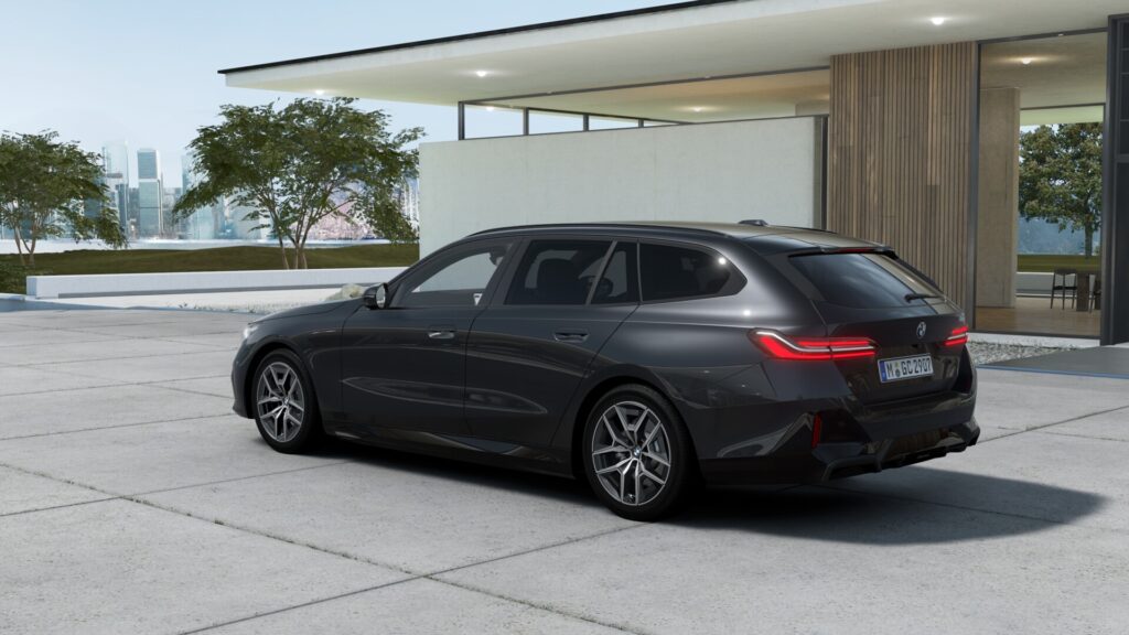 523i ツーリング M Sport ソフィスト・グレー・ブリリアント・エフェクトの画像1