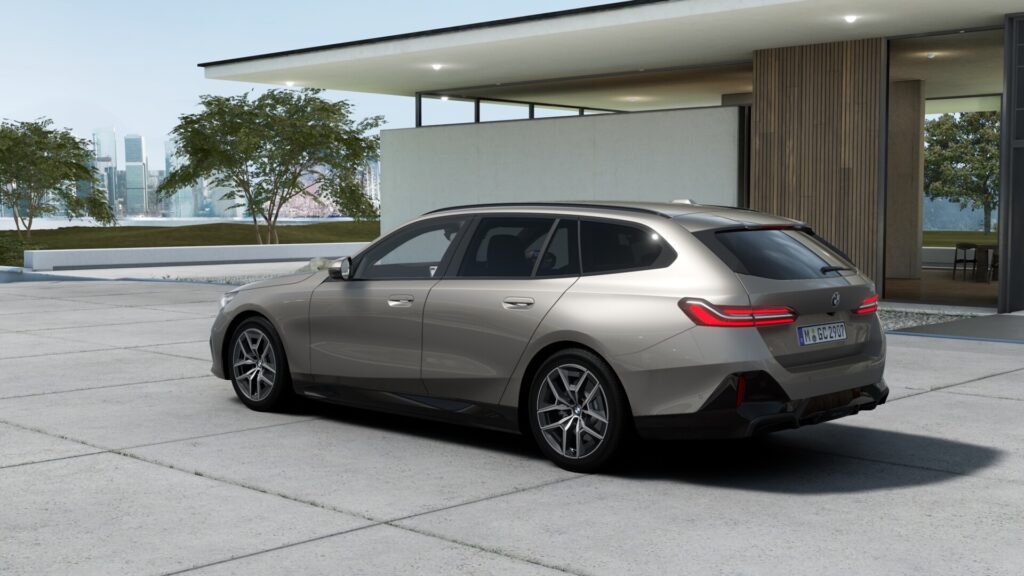 523i ツーリング M Sport オキサイド・グレーの画像1